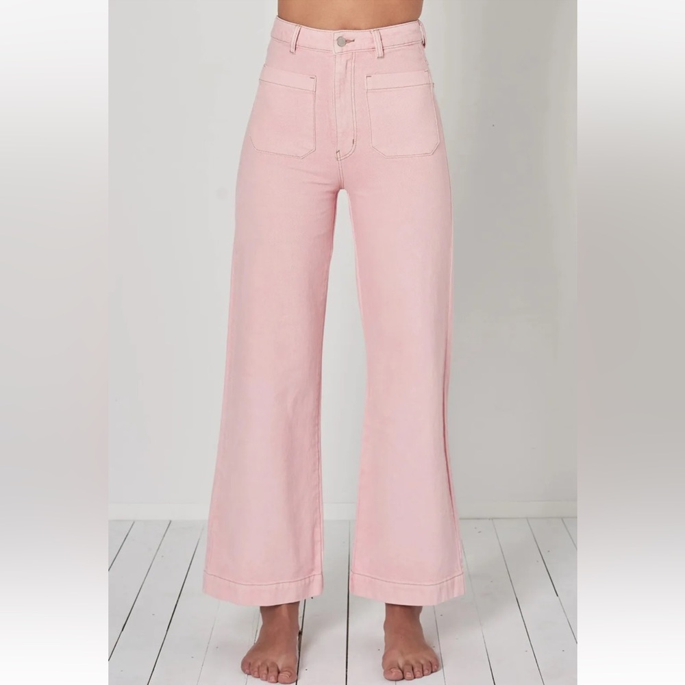 Rolla’s Sailor High rise wide leg pink denim pants. Size 26.